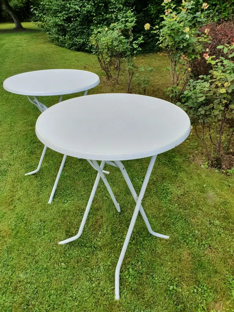 Mange debout (Sans Nappe)